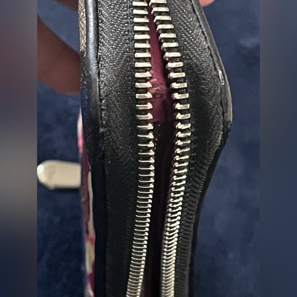 Christian Dior Continental Zip Around Wallet Abstract Camo - Picture 15 of 15